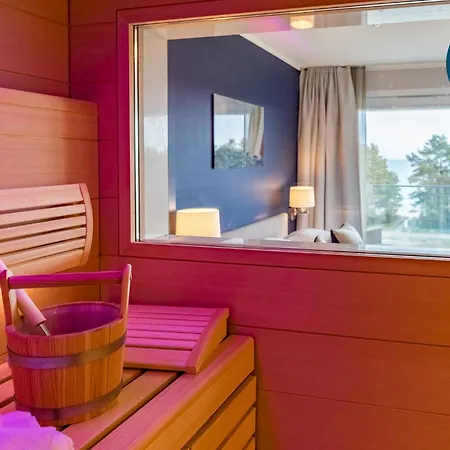Prora Platinum Penthouse Aquamarin *