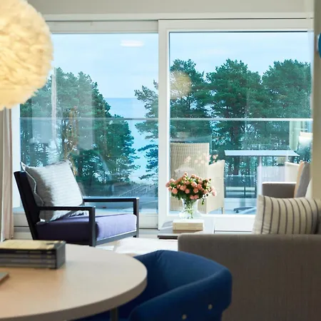 Prora Platinum Penthouse Aquamarin *